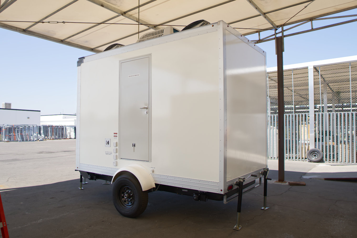 2 Station Restroom Trailers - Image 3